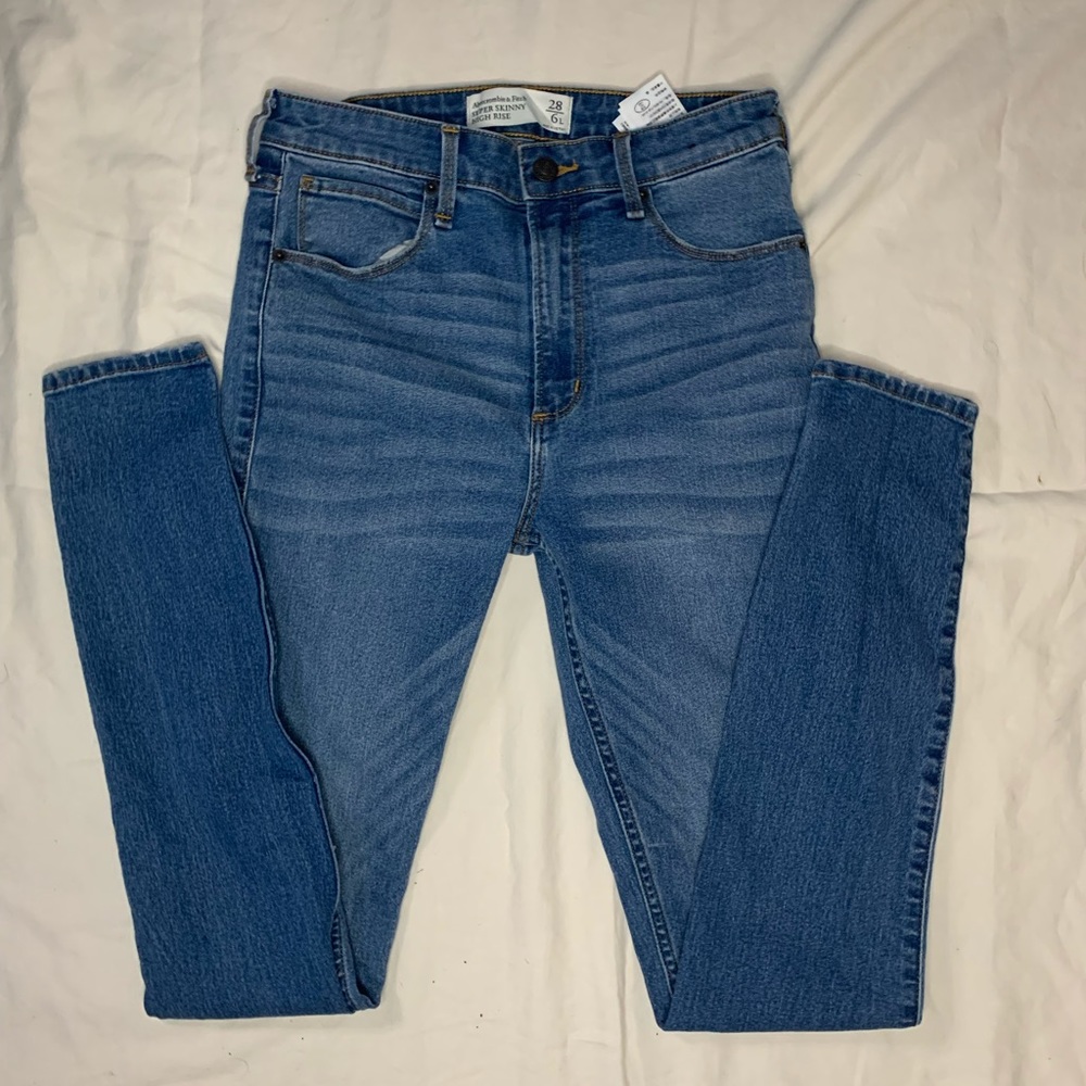 Womens Abercrombie Jeans
